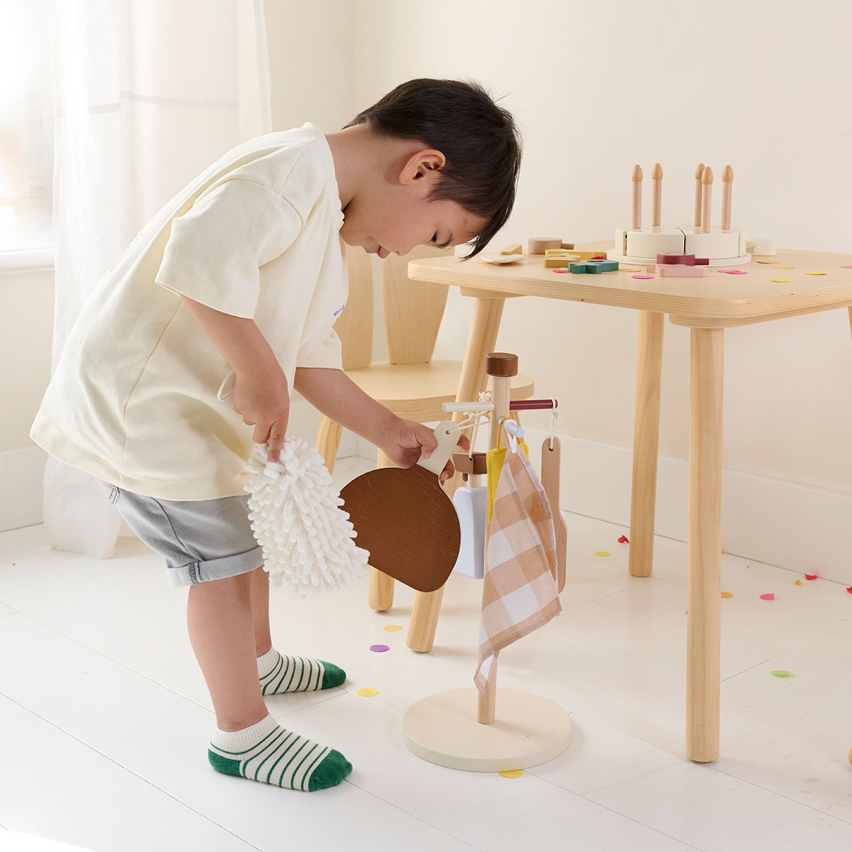 Kinder Putzset aus Holz «Noyer» | Inkl. 6-teiligem Zubehör