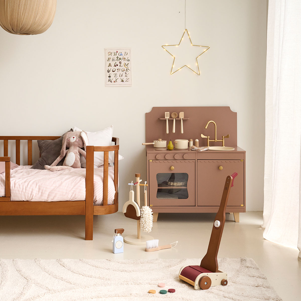 Comment aménager un espace de jeux pour enfant : idées pour le salon et la chambre