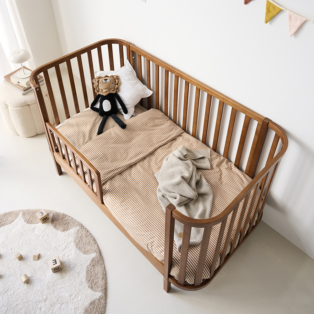 MITWACHSENDES BABYBETT «COCOON» | 70 X 140 CM | WALNUSS