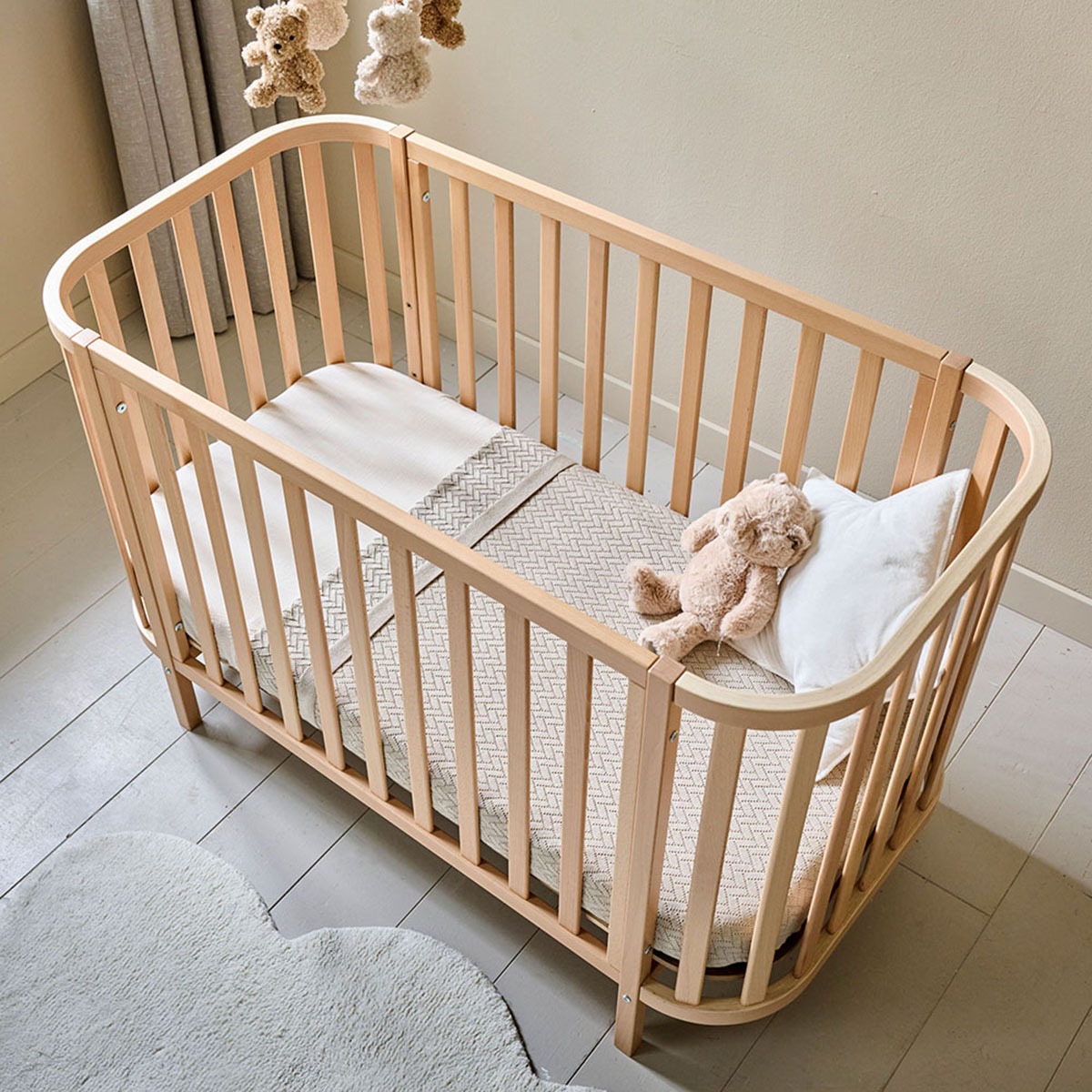 LIT BÉBÉ OVALE «COCOON» | 60 X 120 CM | NATUREL