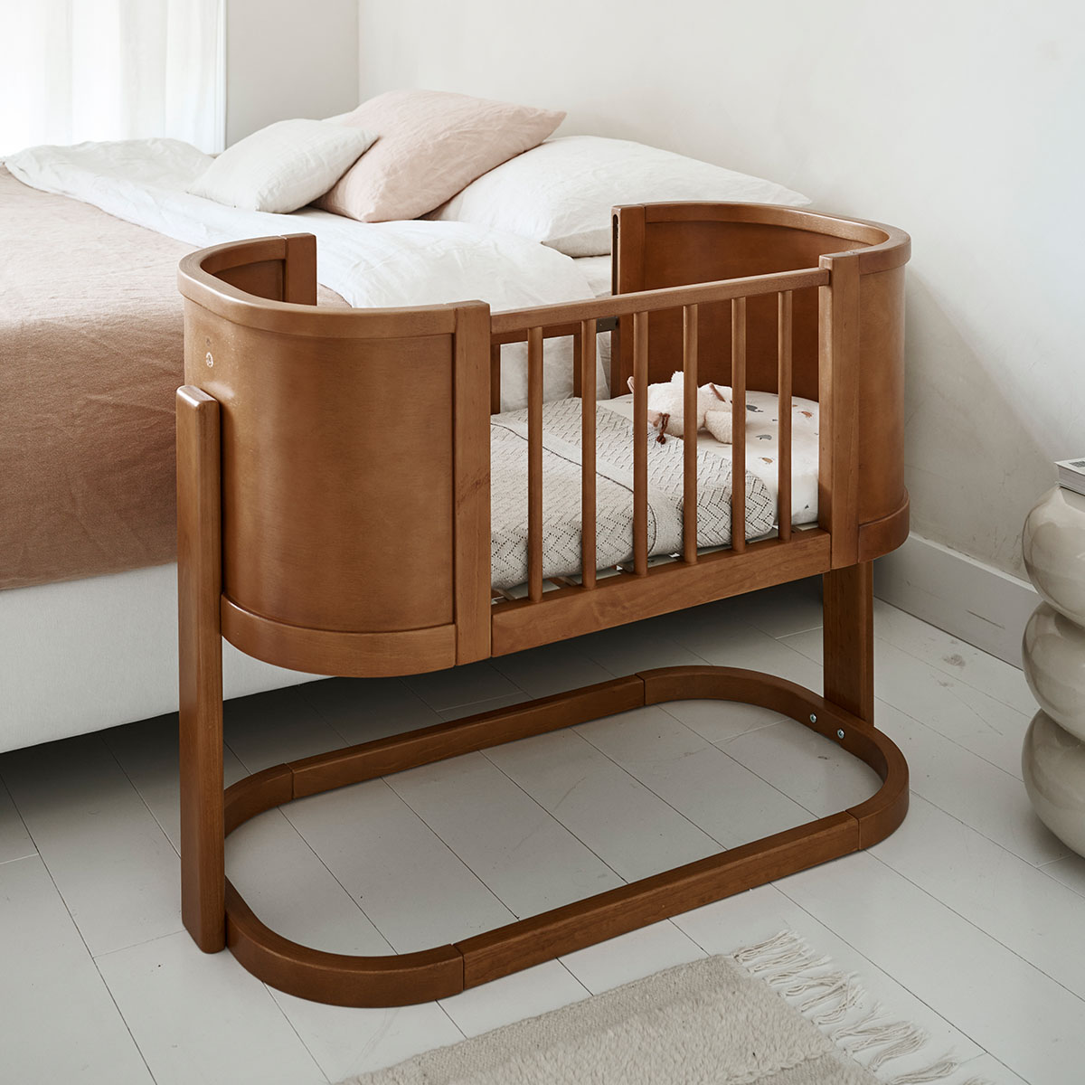 Lit cododo ovale réglable en hauteur pour adaptation au lit parental