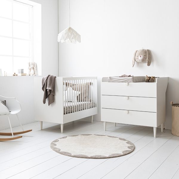 Babykamer etoile 2-delig ledikant commode wit hout van Petite Amélie