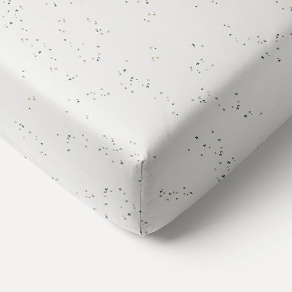 Hoeslaken met print en sterren van 80x160 cm van katoen in off-white van Petite Amélie
