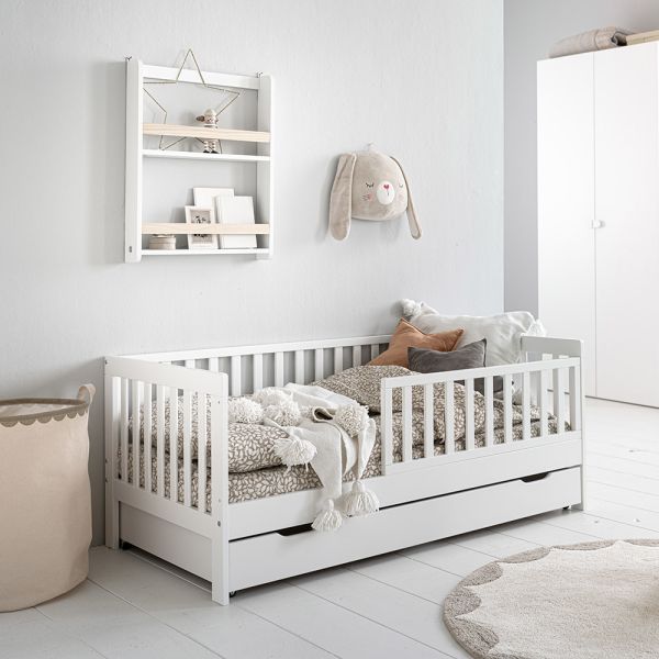 Peuterbed wit 140x70 Plume hout van Petite Amélie