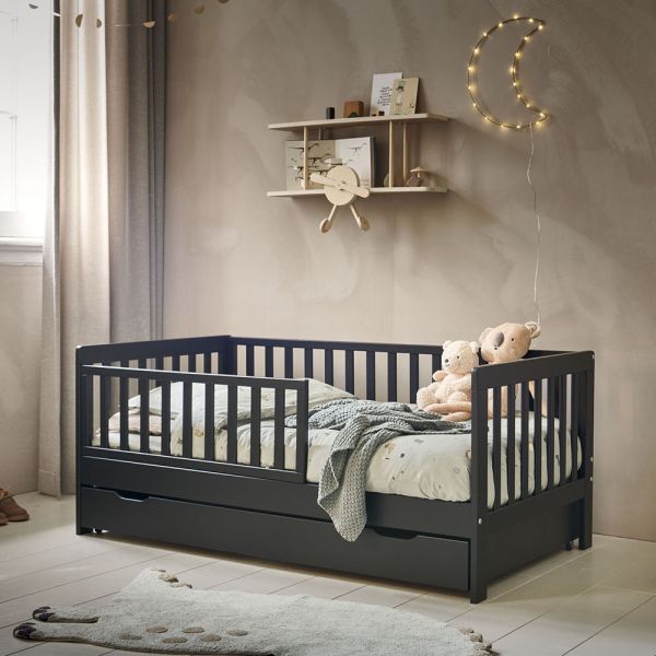 Peuterbed zwart 140x70 Plume van Petite Amélie