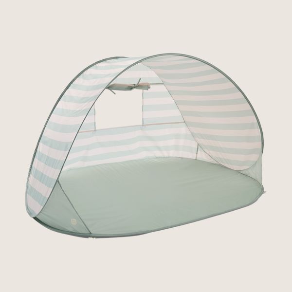 Pop up strandtent groen met uv bescherming en open voorkant van Petite Amélie