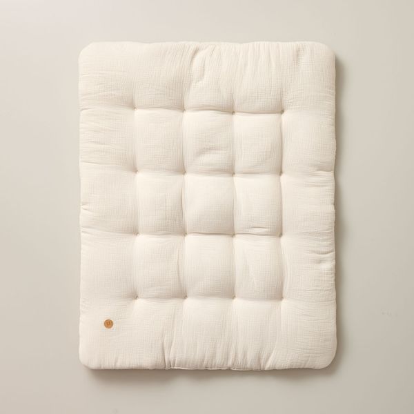 Speelmat baby 110x85 cm in beige van mousseline katoen van Petite Amélie