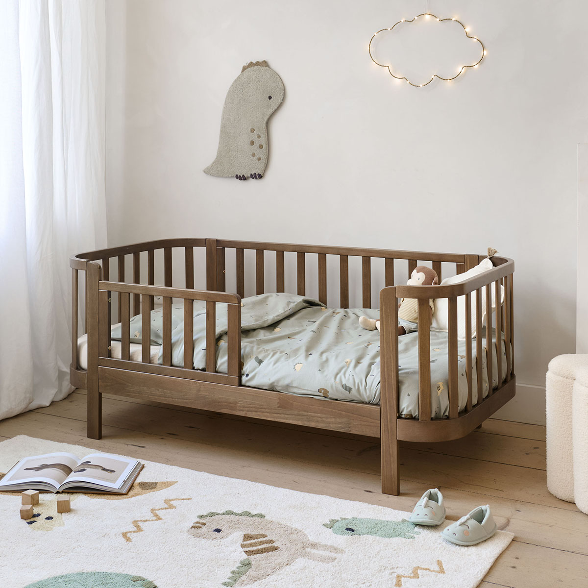 Lit enfant ovale «Cocoon» | 70 x 140 cm | Cacao