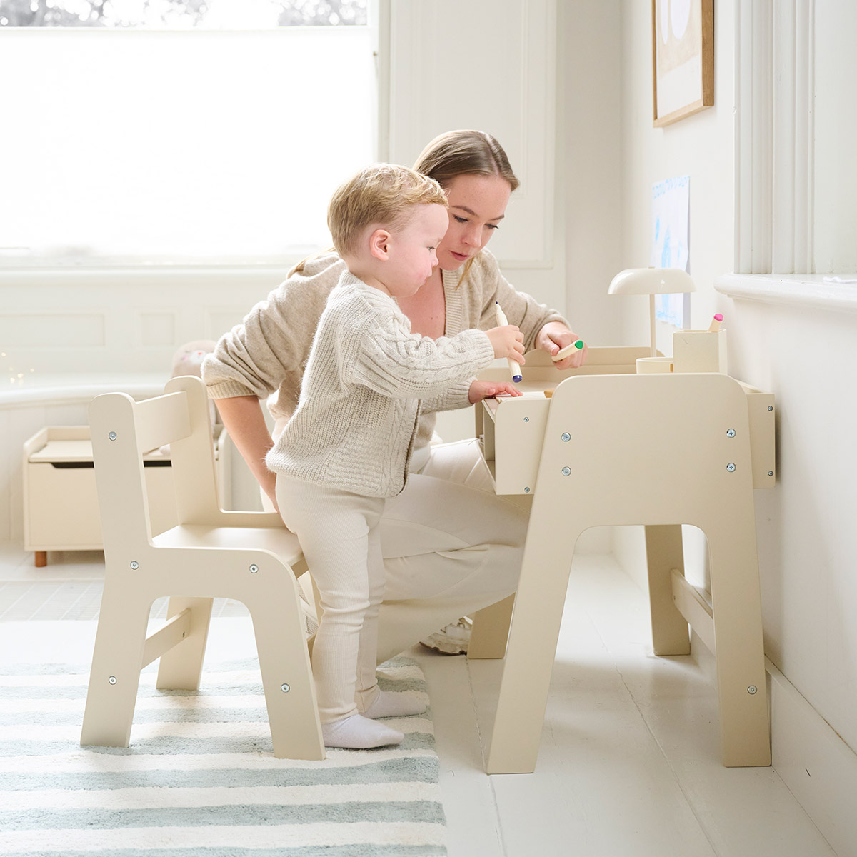 Kinderbureau en stoel «Lune» | Beige
