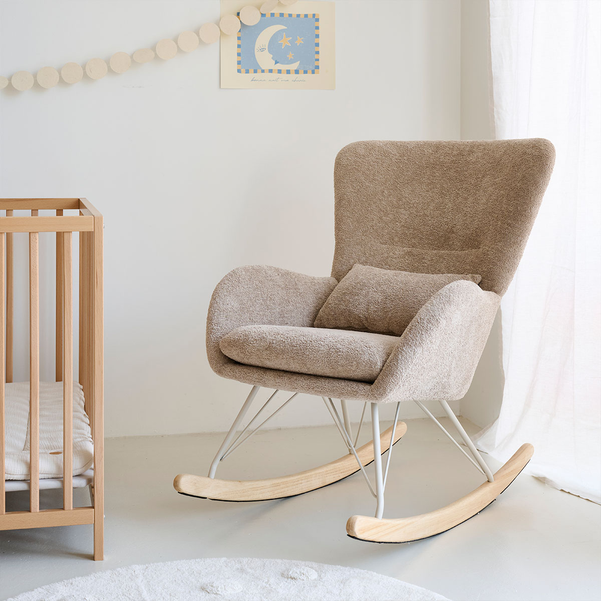 Rocking Chair Allaitement : Comment choisir le meilleur fauteuil à bascule pour allaiter