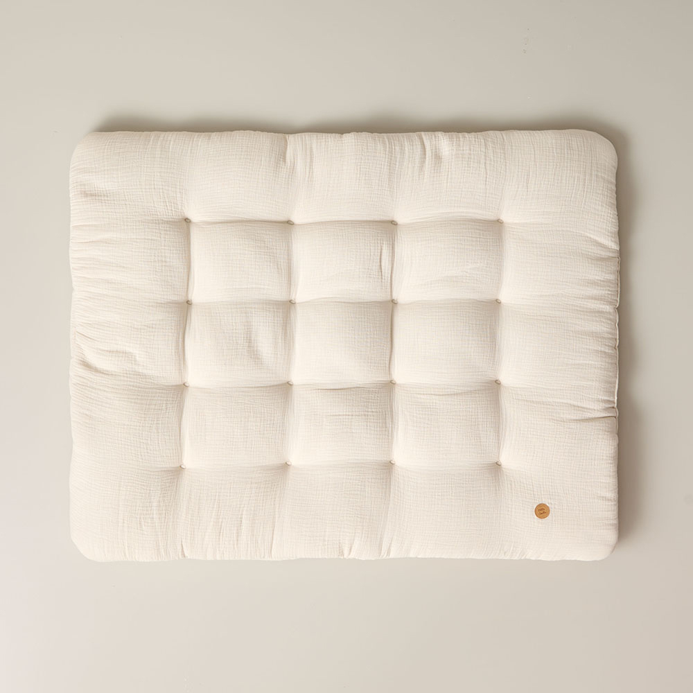 Tapis de jeu gaze de coton « Biscuit » 85×110 cm | Beige