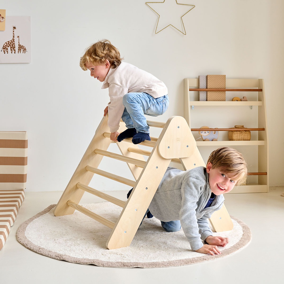 Triangle d’escalade Montessori | Naturel