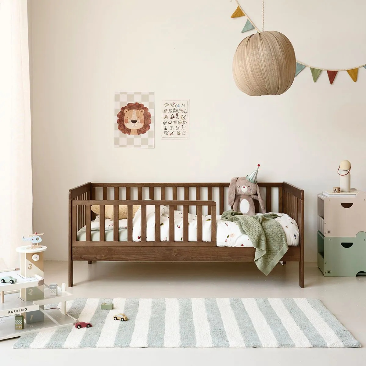 bekijk meer peuterbedden