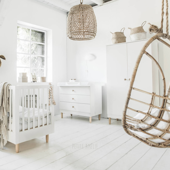 babykamer-bocca-natuurtinten-wit-commode