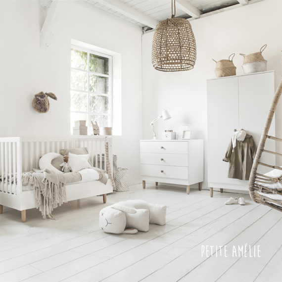 babykamer-bocca-natuurtinten-wit-commode