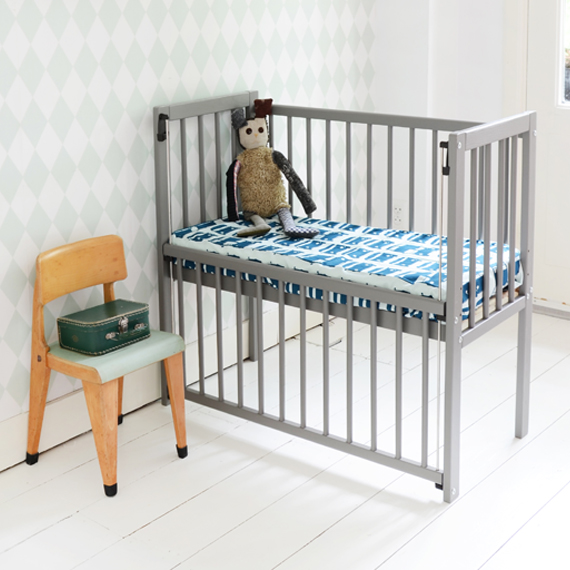 co-sleeper-alain-grijs-petite-amelie co-sleeper-alain-grijs-petite-amelie